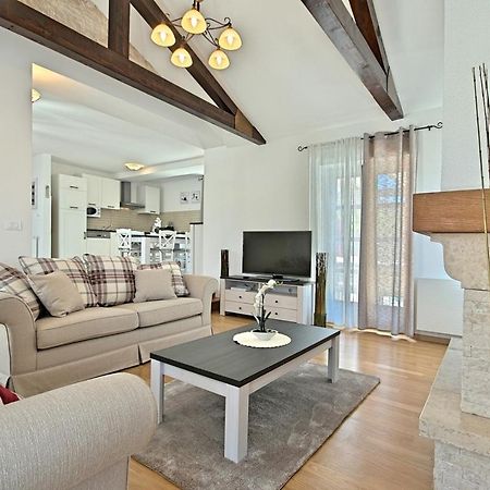 Stone Villa Zahara Ližnjan Zewnętrze zdjęcie